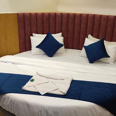Hotel Campus Ahmadabad Zewnętrze zdjęcie