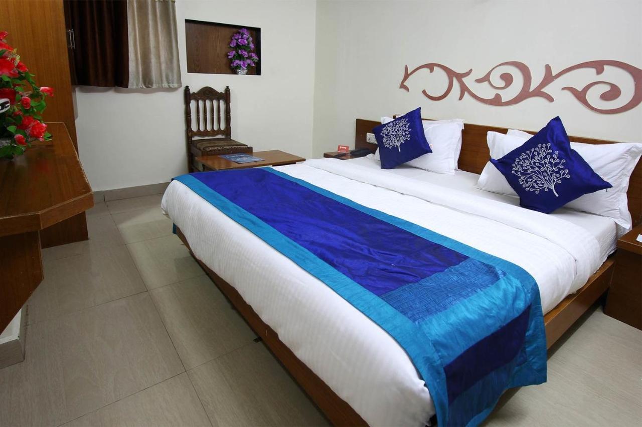 Hotel Campus Ahmadabad Zewnętrze zdjęcie